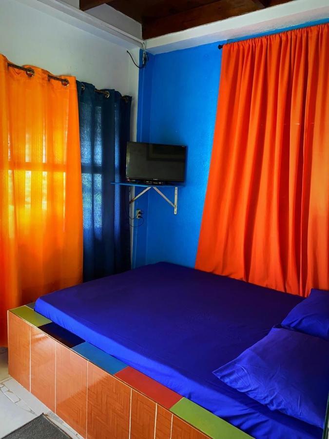 Yellow Moon Guesthouse & Apartments Сан-Андрес Экстерьер фото